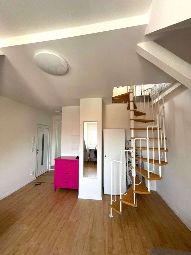 Treppenaufgang_Maisonette