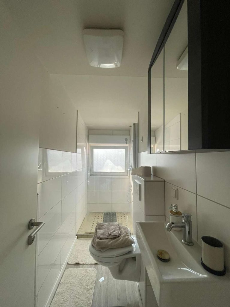 a59092a9-eccf-462f-9331-3f879d1e60f8